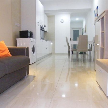 54, Emerald Xghajra ภายนอก รูปภาพ